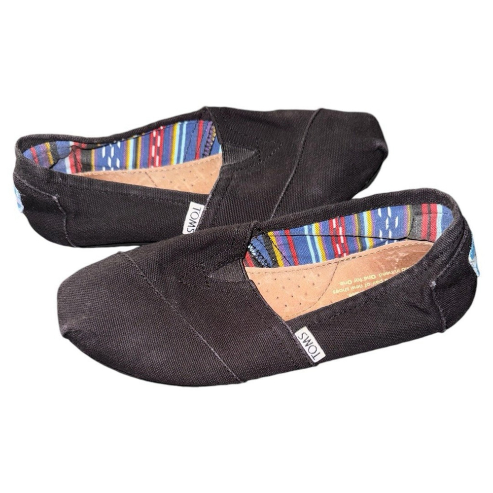TOMS Canvas Women shoes size 6 - Black